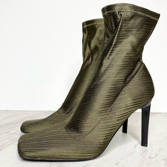 New! Topshop Tia Green Square Toe Heeled Sock Bootie 8 - Picture 1 of 14